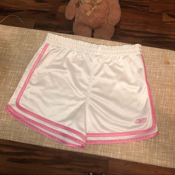 🔴SOLD🔴Reebok White and Pink Athletic Shorts - Picture 5 of 7